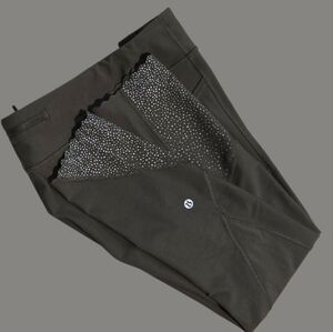 Lululemon Athletica Black Leggings with Tapered Ankle Design